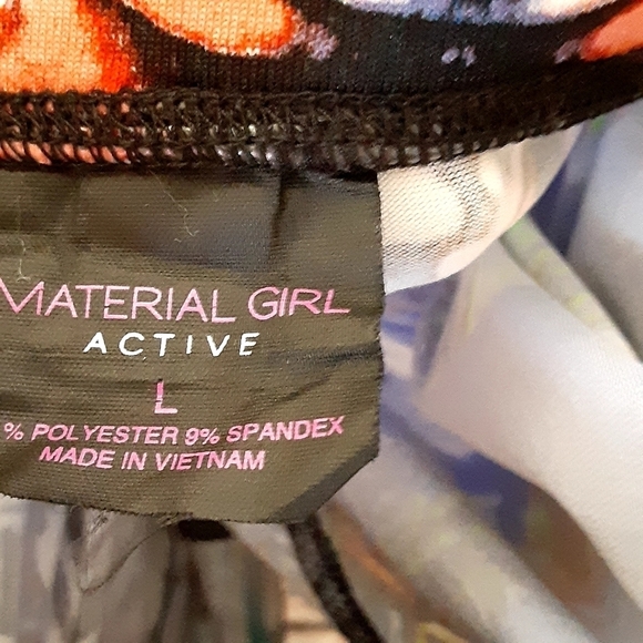 Material Girl Active Flamingo leggings sz lrg - Picture 5 of 5